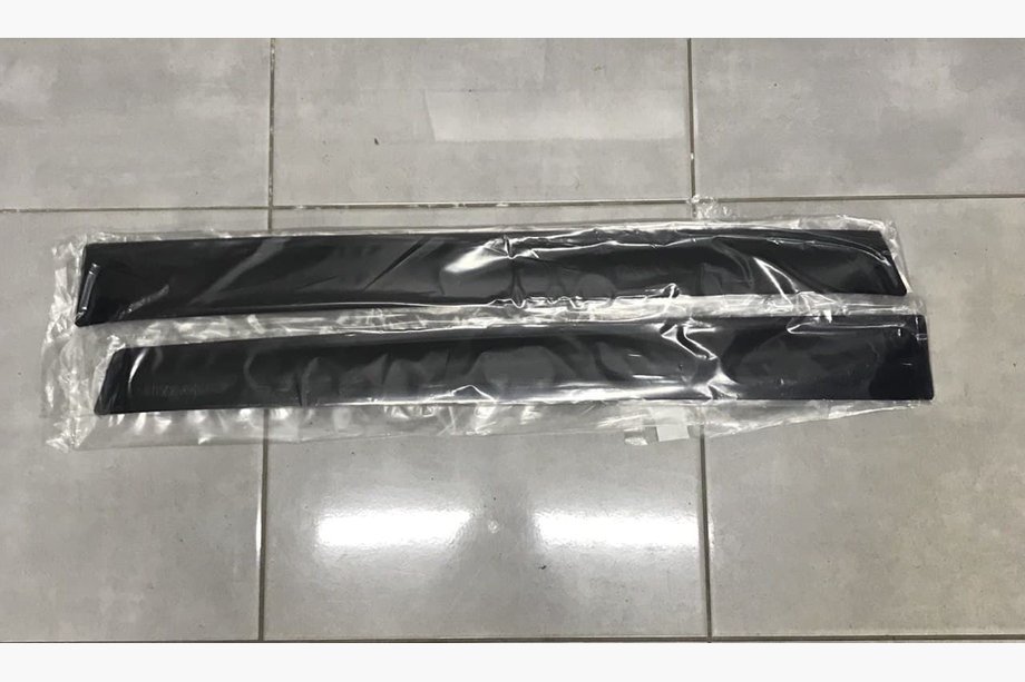 Nissan X-trail T32/Rogue 2014-2021 Windabweiser (2 Stk, hinten, ANV) Image