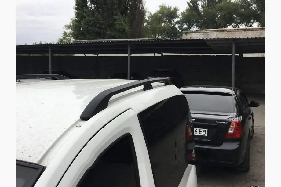 Fiat Fiorino/Qubo 2008-2024 Dachreling, Farbe Schwarz Image