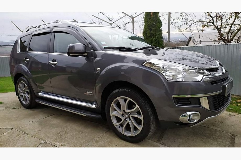 Peugeot 4007 2007-2013 Trittbretter Bosphorus Grey (2 Stk., Aluminium) Image