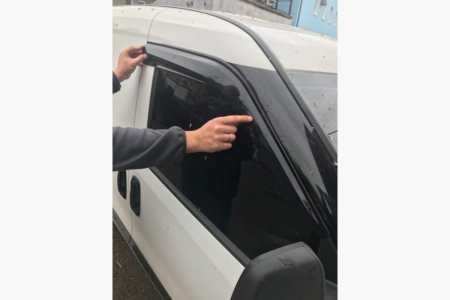 Opel Combo 2012-2018 Windabweiser DD-Mugen Image
