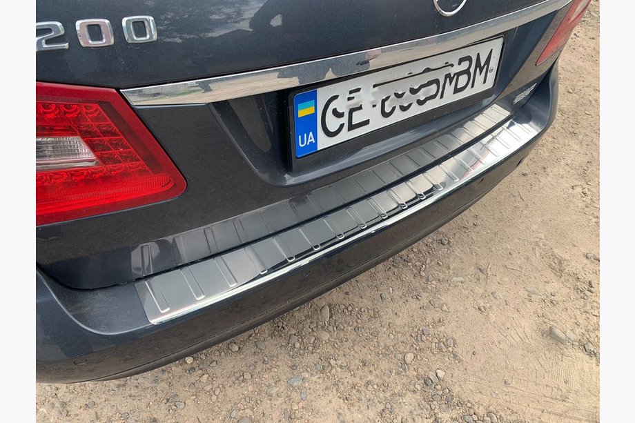 Mercedes E-class W212 2009-2016 Heckstoßstangenschutz Carmos (SW, Edelstahl) Foto 1