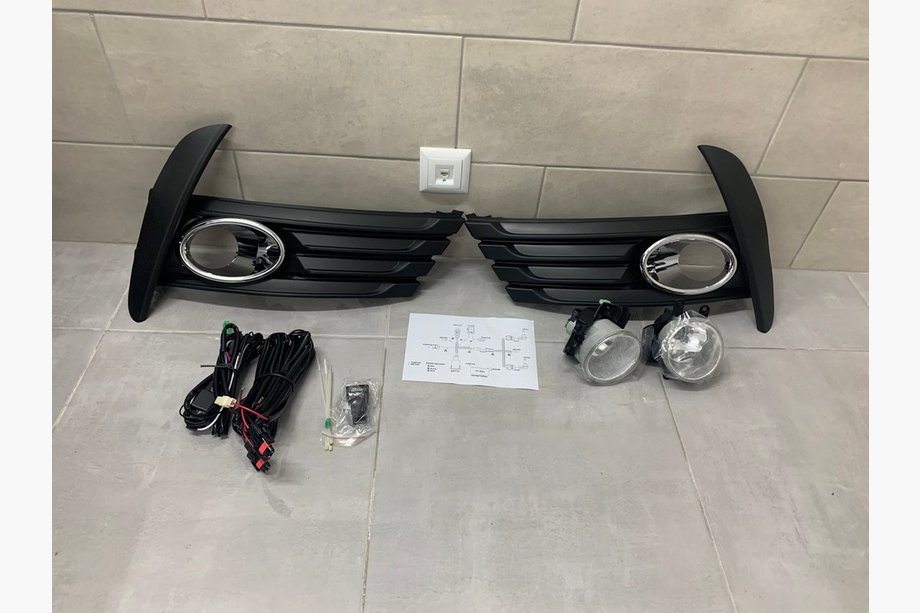 Toyota Corolla 2013-2019 Nebelscheinwerfer 2017-2019 (Halogen) Image