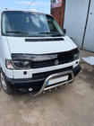 Volkswagen T4 Caravelle/Multivan 1990–2003 Motorhaubenschutz (gerade Scheinwerfer) (HIC) Foto 1