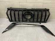 Toyota Land Cruiser Prado 150 2009-2023 Frontgrill 2017↗ LED (Zeus Black, mit Black Wimpern) Foto 2