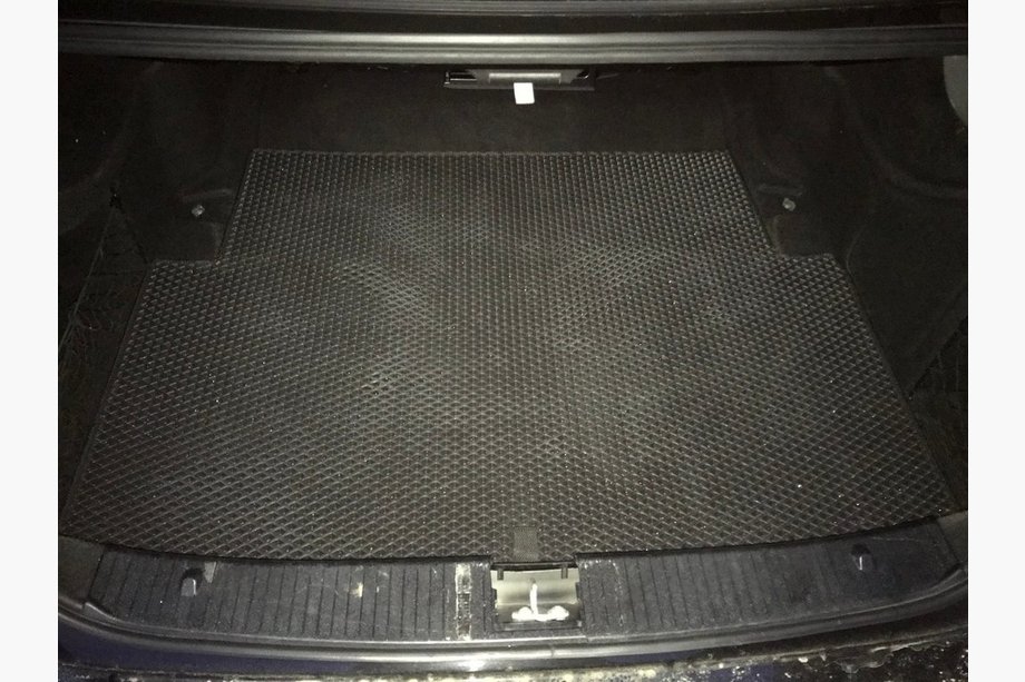 Mercedes E-class W212 2009-2016 Kofferraummatte (EVA, Schwarz) SD Foto 1