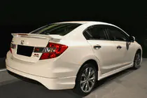 Honda Civic Sedan IX 2011-2016 Seitenschweller (grundiert zum Lackieren) Foto 1
