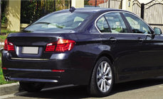 BMW 5 Series F10/F11 2010–2016 Kofferraumleiste (SD) Edelstahl Foto 1