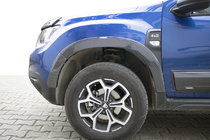 Dacia Duster 2018-2024 Breite Kotflügelverbreiterungen (8 Stk, ABS, in Carbon-Optik) Foto 1