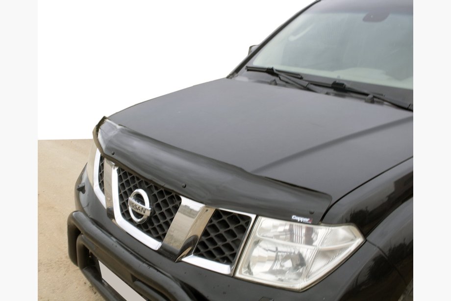 Nissan Navara 2006-2015 Motorhaubenschutz (EuroCap) Image