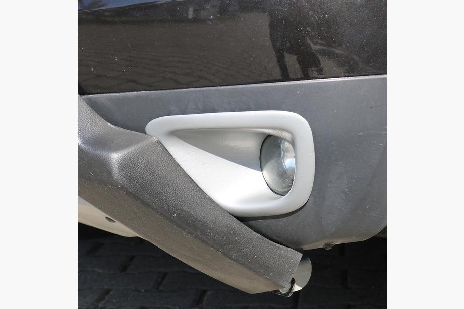 Renault Duster 2008–2017 Abdeckungen für Nebelscheinwerfer 2008-2013 (2 Stk, ABS) Foto 1