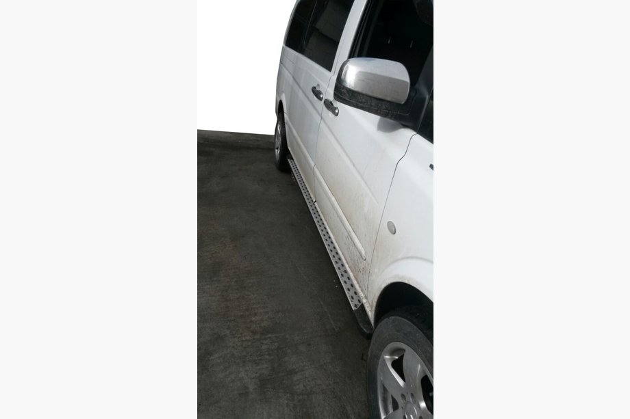 Mercedes Viano 2004-2014 Seitenschweller DOT-Line (2 Stk., Alu) Langer Radstand Image
