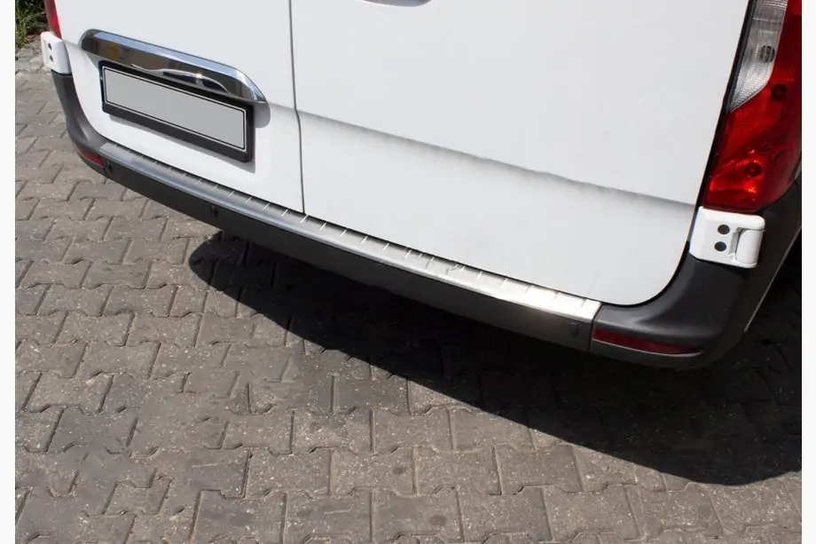 Mercedes Sprinter W907/W910 2018- Heckstoßstangenabdeckung OmsaLine Edelstahl Image