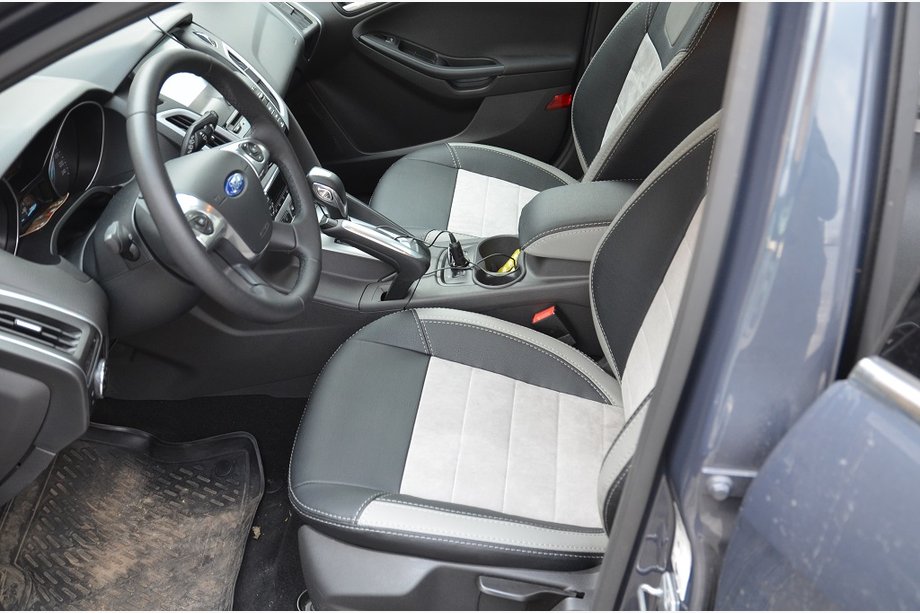 Ford Focus III 2011-2017 Maßgeschneiderte Sitzbezüge aus Kunstleder Brothers Leather Style Image
