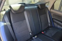Hyundai Elantra (HD) 2006-2011 Autositzbezüge Elite (Kunstleder mit Alcantara-Einsätzen) Foto 5