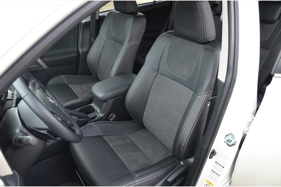 Toyota Rav 4 2013-2018 Autositzbezüge SoyuzAuto Leder-Style Image
