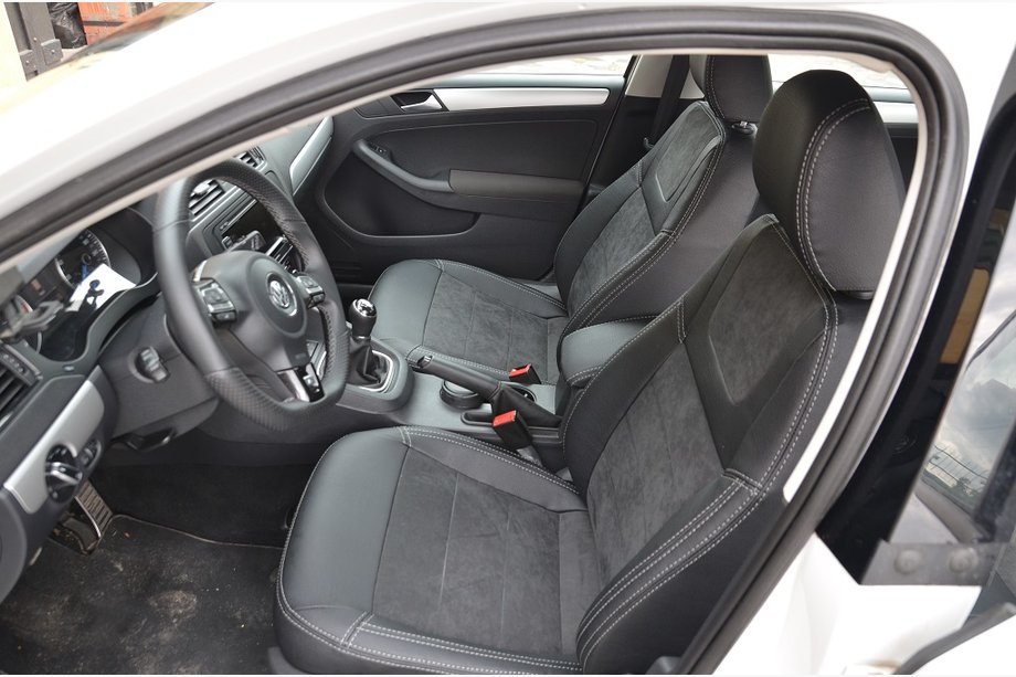 Volkswagen Jetta 2011-2018 Autositzbezüge SoyuzAuto Leder-Style Foto 1