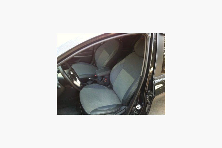 Hyundai Accent 2011-2017 Autositzbezüge (Kunstleder↗Stoff, Premium) Image