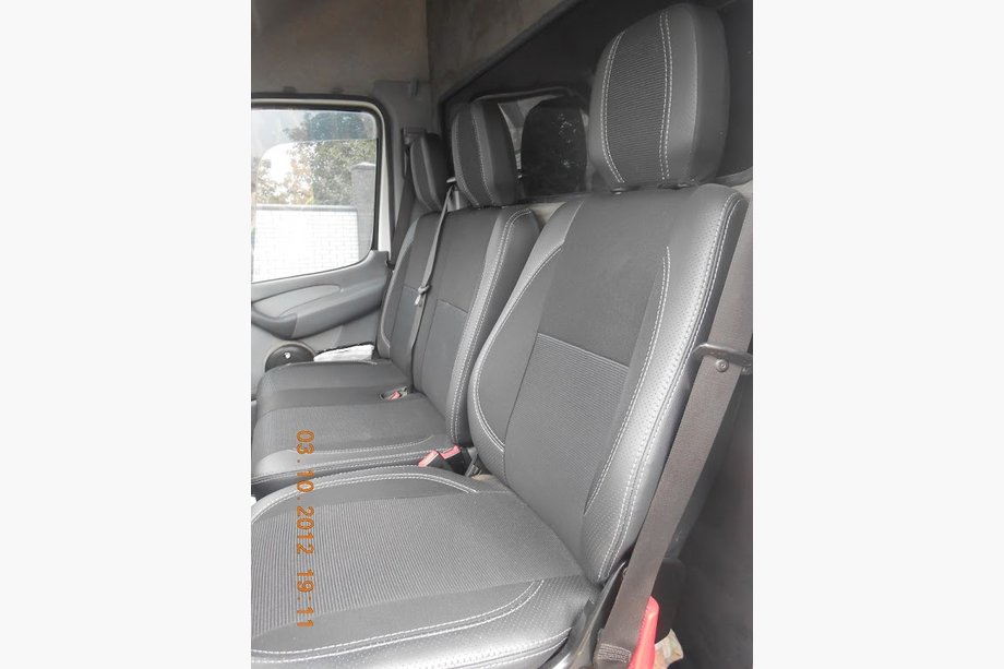 Mercedes Sprinter W901/902/903/904/905 1995–2006 Premium Autositzbezüge Original (Kunstleder+Stoff) 2+1 Image