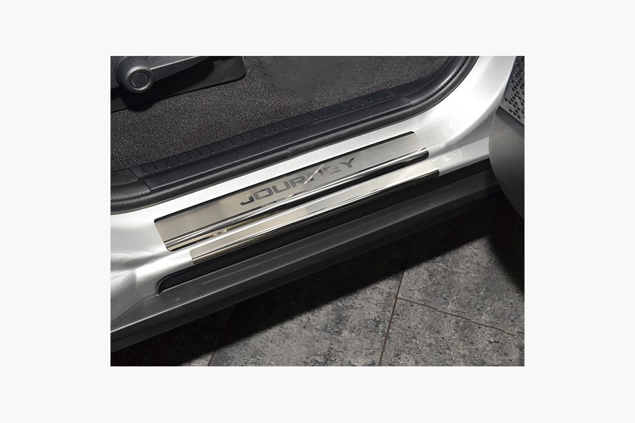 Dodge Journey 2008-2020 Einstiegsleisten Abdeckungen Nataniko Premium (8 Stk, Edelstahl) Image