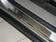 Chevrolet Orlando 2010-2018 Einstiegsleisten Abdeckungen Nataniko (4 Stk, Edelstahl) Premium - 3M Klebeband, 0.8 mm Foto 1