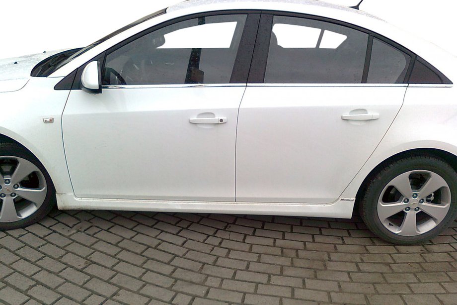 Chevrolet Cruze 2009–2015 Tuning Seitenschweller SD (Meliset, grundiert) Image