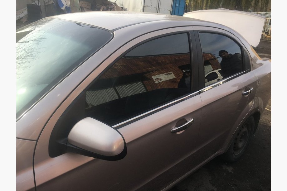 Chevrolet Aveo T250 2005-2011 Fensterleisten unten Edelstahl (4 Stk.) Foto 4