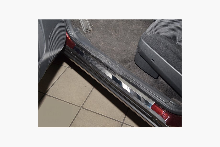Lada Priora 2007-2018 Einstiegsleisten Natanika Premium (4 Stk, Edelstahl) Image