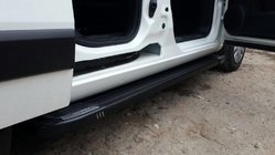 Citroen Nemo 2007-2017 Trittbretter Rainbow Black (2 Stk, Aluminiumprofil) Foto 7