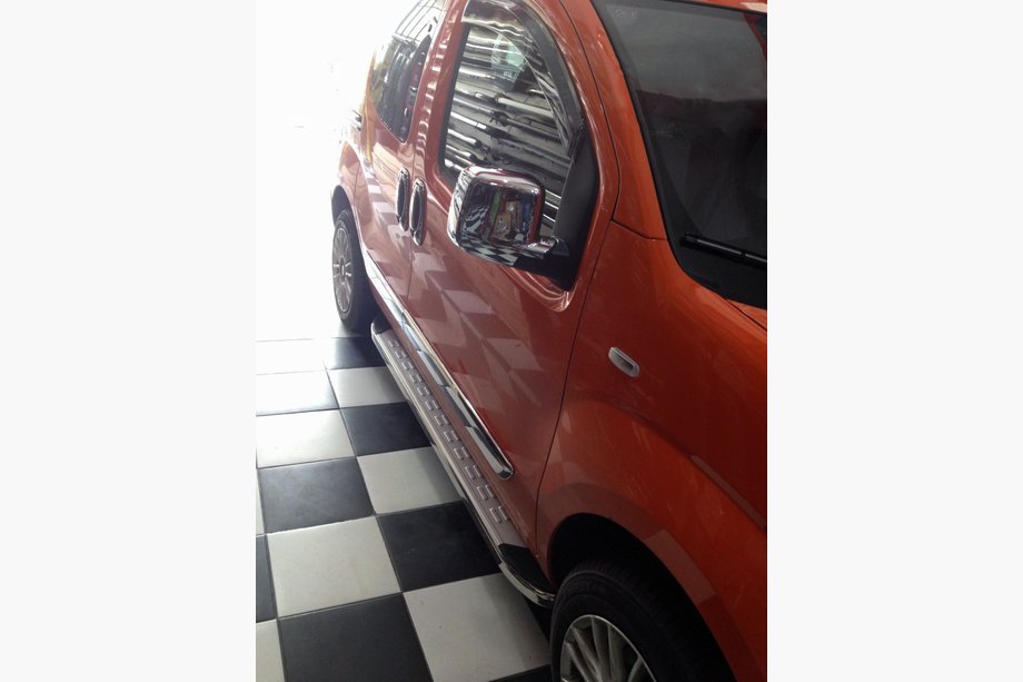 Citroen Nemo 2007-2017 Trittbretter MsLine Omsa (2 Stk, Aluminium) Image
