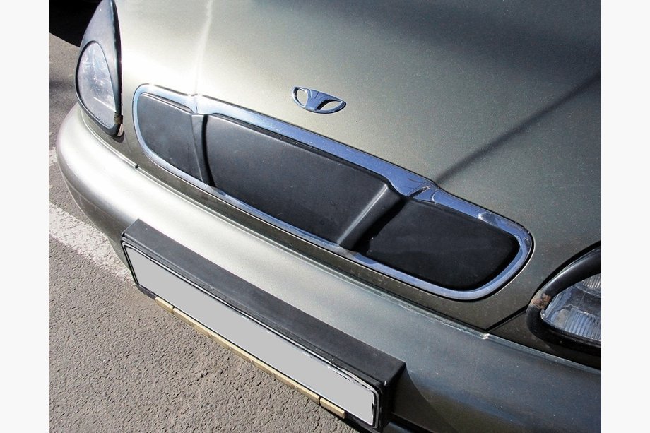 Chevrolet Lanos 1998–2017 SALE !!! Winterabdeckung für Kühlergrill (oben) Image
