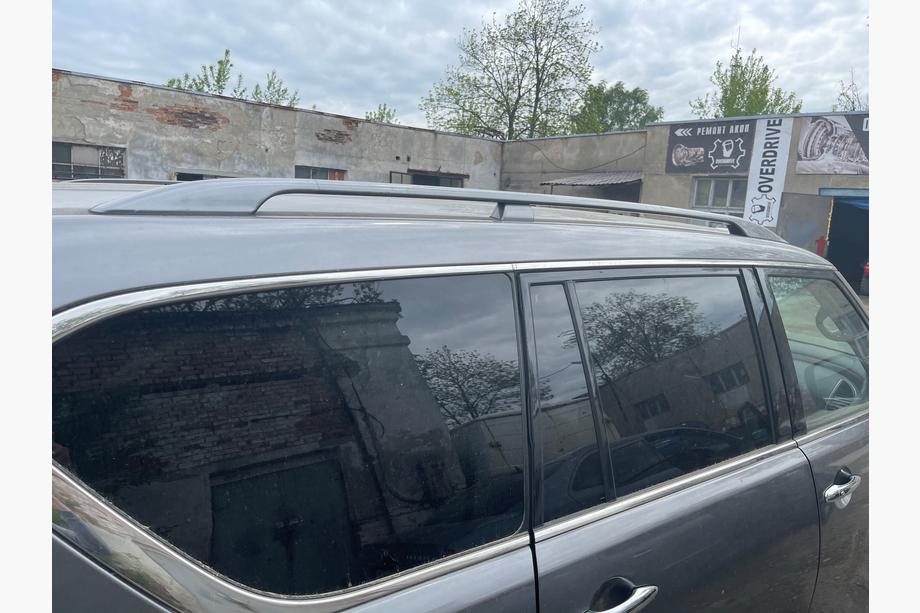 Nissan Armada 2016-2024 Dachreling (Original 2019) Image