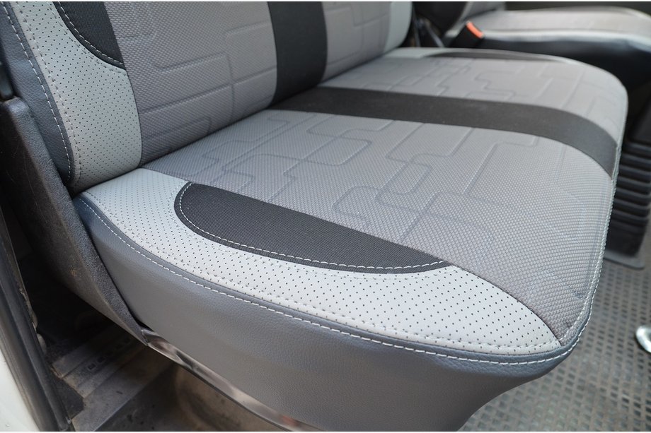 Volkswagen T4 Caravelle/Multivan 1990–2003 Autositzbezüge (Kunstleder↗Stoff, Premium) Kompletter Innenraum Foto 4