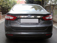 Ford Fusion 2012-2020 Chromleiste über dem Kennzeichen (Edelstahl) Foto 1