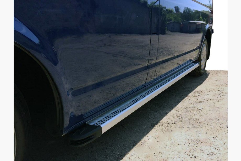 Volkswagen T5 Multivan 2003–2010 Seitenschweller Maya V2 (2 Stk., Aluminium) Image