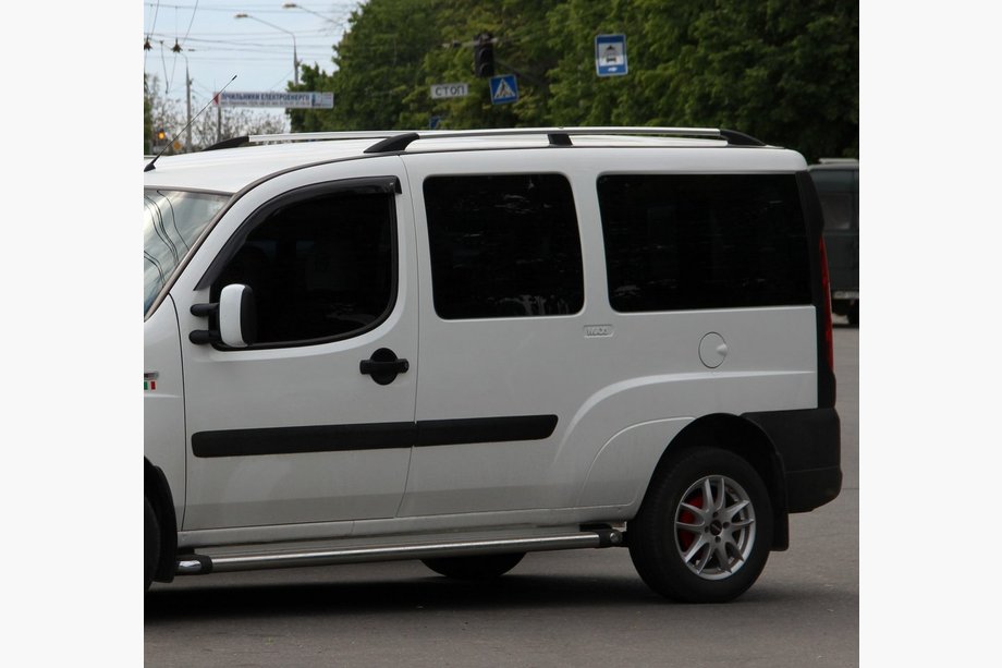 Fiat Doblo I 2001-2005 Dachreling Chrom Metallfüße Foto 6