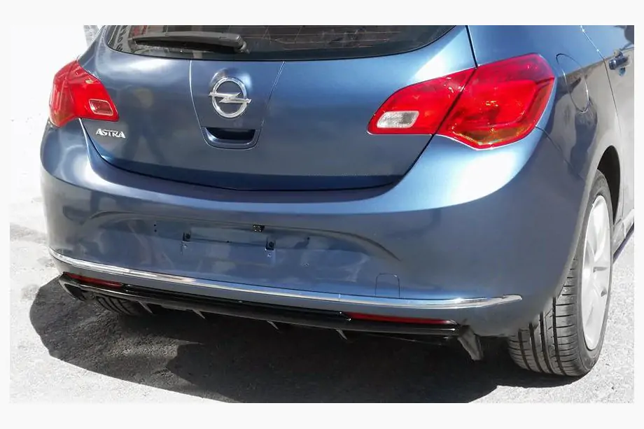 Opel Astra J 2009-2015 Heckdiffusor Aufsatz (grundiert zum Lackieren) Image