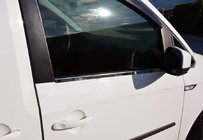 Volkswagen Caddy 2015-2020 Fensterrahmen Blenden (2 Stk., Edelstahl) Foto 1