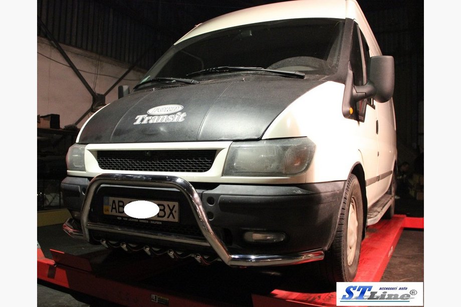 Ford Transit 2000–2014 Frontschutzbügel WT003-Plus (2000-2006, Edelstahl) Foto 2
