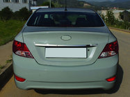 Hyundai Accent 2011-2017 Chromleiste über dem Kennzeichen (Edelstahl) Foto 1