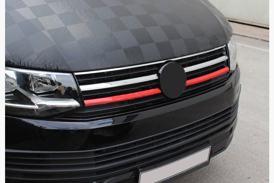 Volkswagen T6 2015-2024 Chrom Grill Einsätze unten 2015-2019 (2 Stk, rot) Image