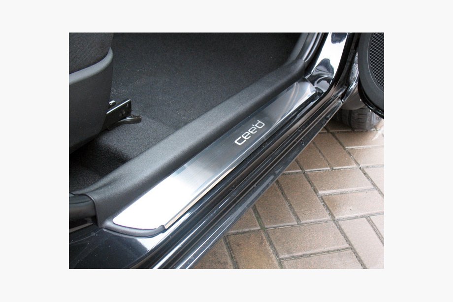 Kia Ceed 2007-2012 Einstiegsleisten Abdeckungen Nataniko (4 Stk., Edelstahl) Standard - Lohmann Band, 0,5 mm Image