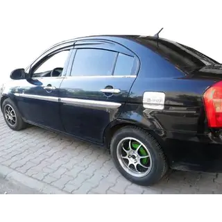 Chrom Türgriffblenden (4 Stk) Hyundai Accent 2006-2010 Foto 3
