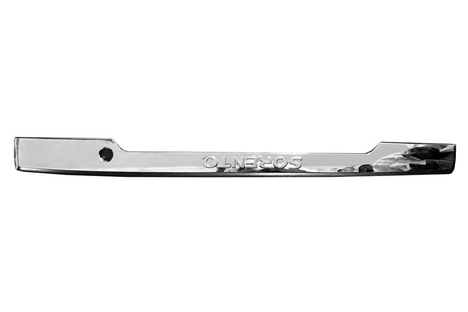 Kia Sorento I BL 2002-2009 Chromleiste über dem Kennzeichen (Kunststoff) Image