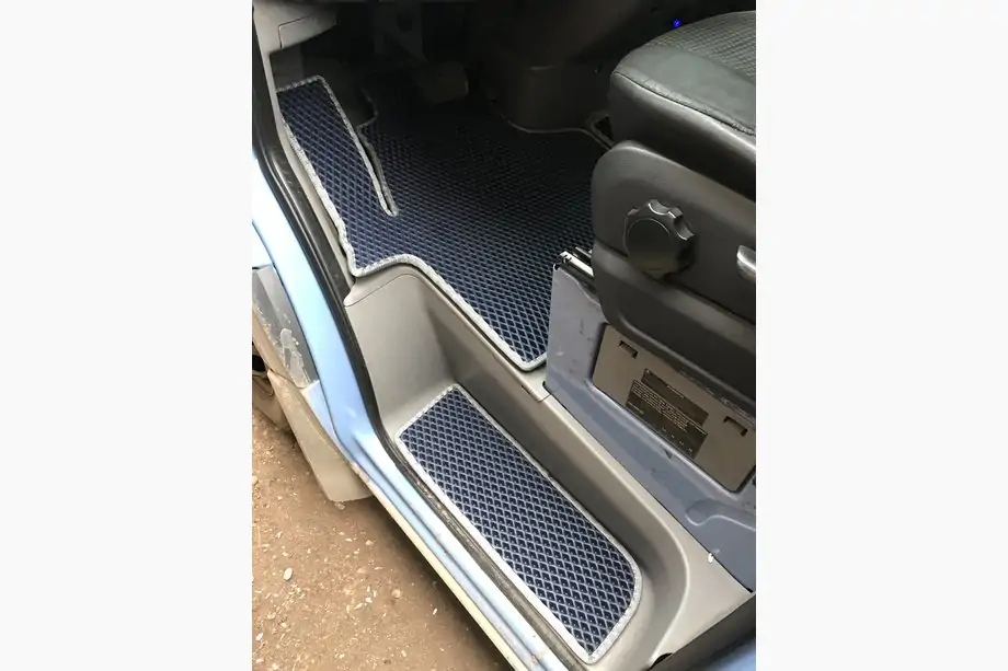 Volkswagen Crafter 2006-2016 EVA Einstiegsleisten-Matten (3 Stk, Schwarz) Image
