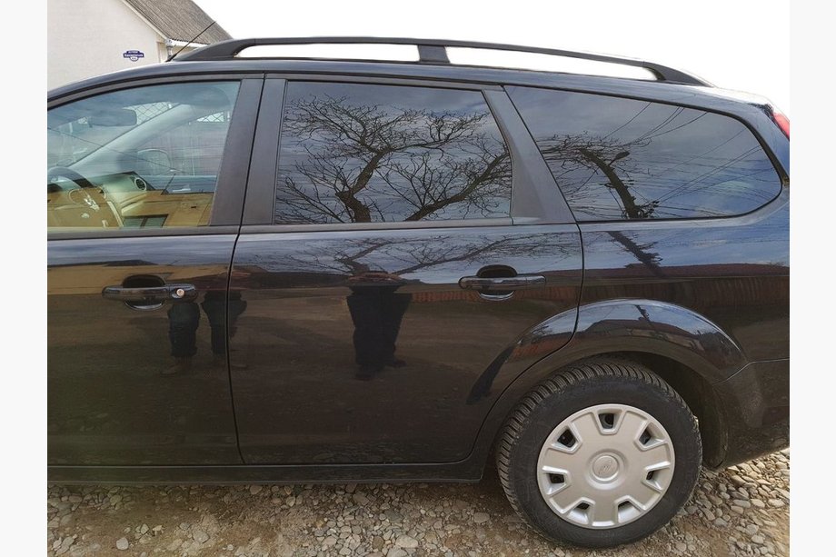 Ford Focus II 2005-2008 Aluminium Dachreling (Caravan, Schwarz) Image