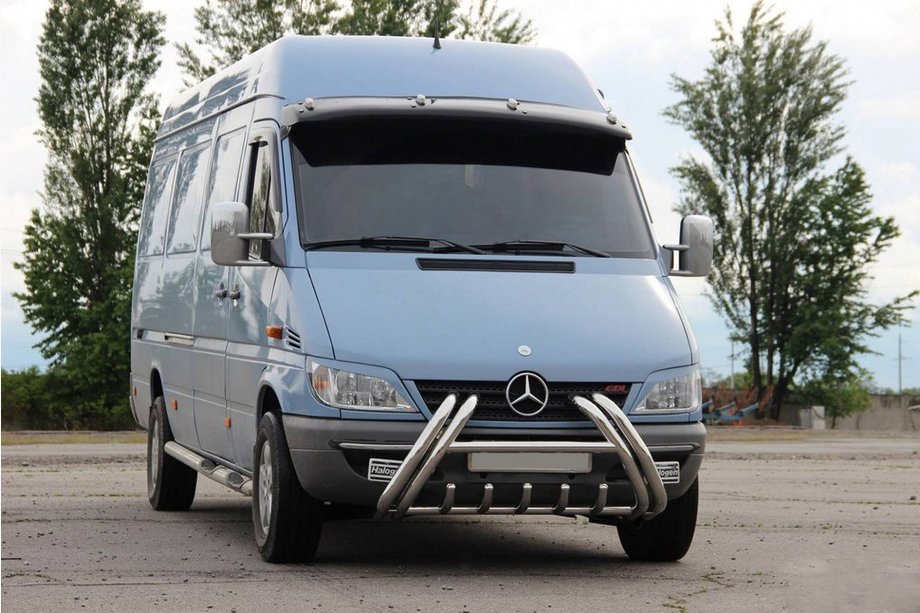 Mercedes Sprinter W901/902/903/904/905 1995–2006 Kelebek WT011 Edelstahl-Frontbügel (Bullbar) 2000-2006 Image