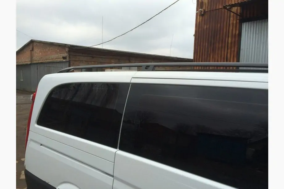 Mercedes Vito W639 2004-2014 Schwarze Dachreling CAN Original Design (Metallfuesse) Foto 3