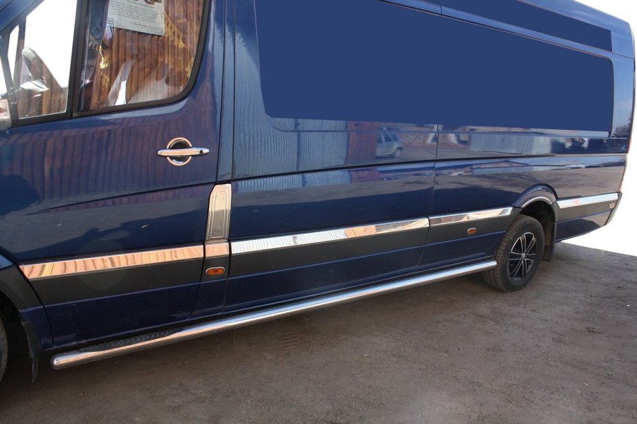Mercedes Sprinter W906 2006–2018 Edelstahl Türleisten ExtraLong. Carmos - Türkischer Stahl Image