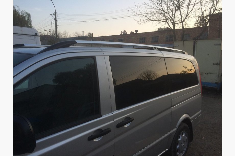 Mercedes Viano 2004-2014 Dachreling Chrom CAN Original Design (Metallfuesse) Mittlerer Radstand (LONG) Foto 3
