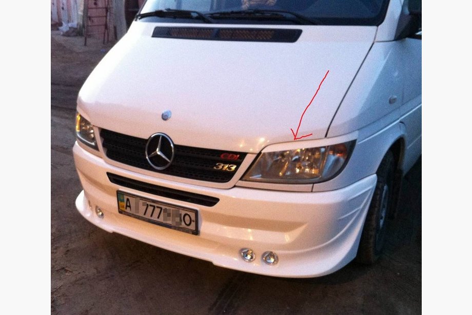 Mercedes Sprinter W901/902/903/904/905 1995–2006 Scheinwerferblenden (schwarz, ABS, 2000-2006) Foto 2